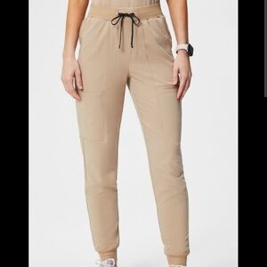 Fabletics Scrub Pants Womens Size L Jogger Style Khaki Tan Cargo Pocket